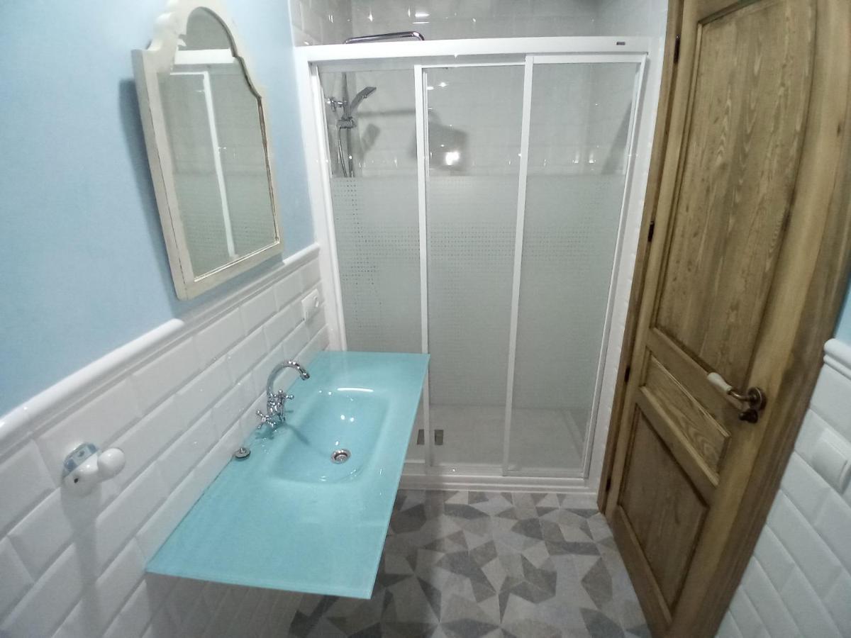 Hostal La Medina De Camponaraya 外观 照片