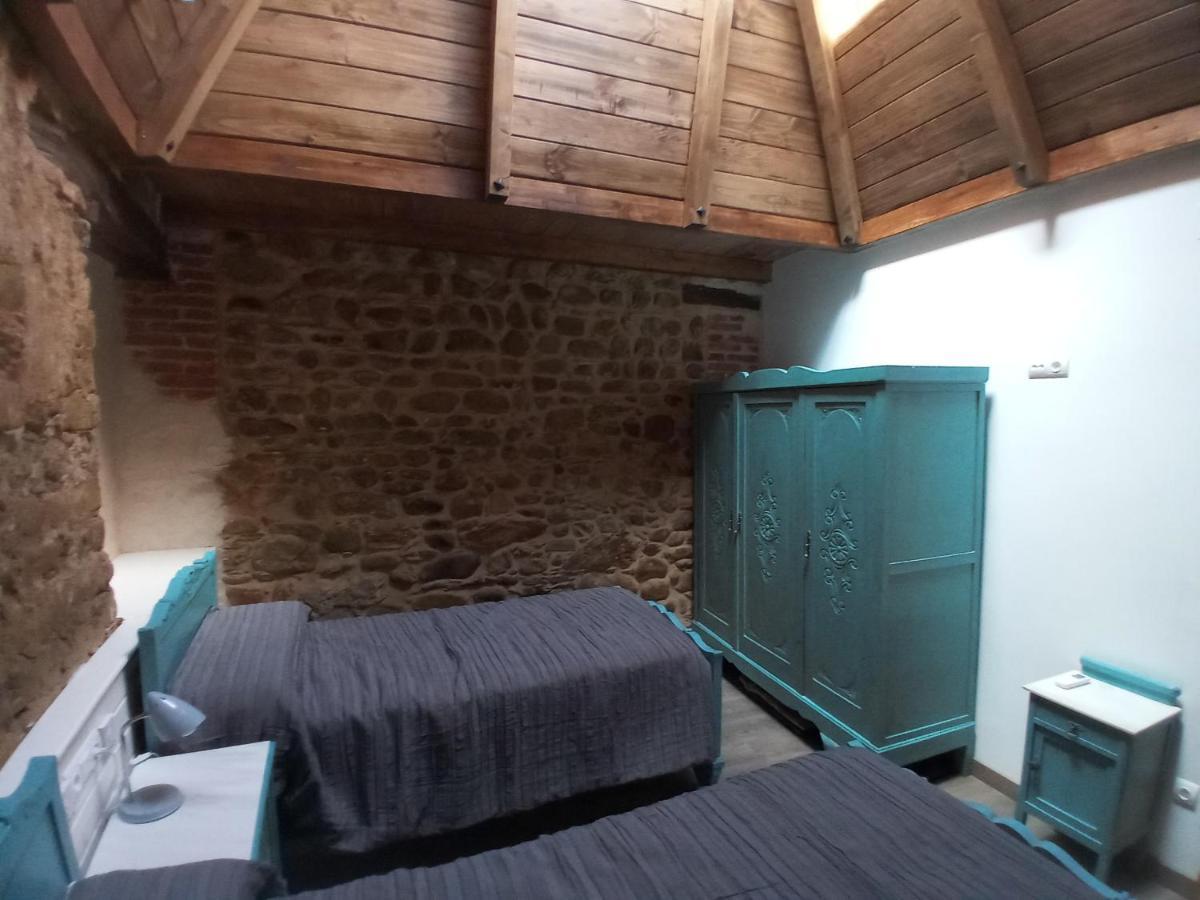 Hostal La Medina De Camponaraya 外观 照片