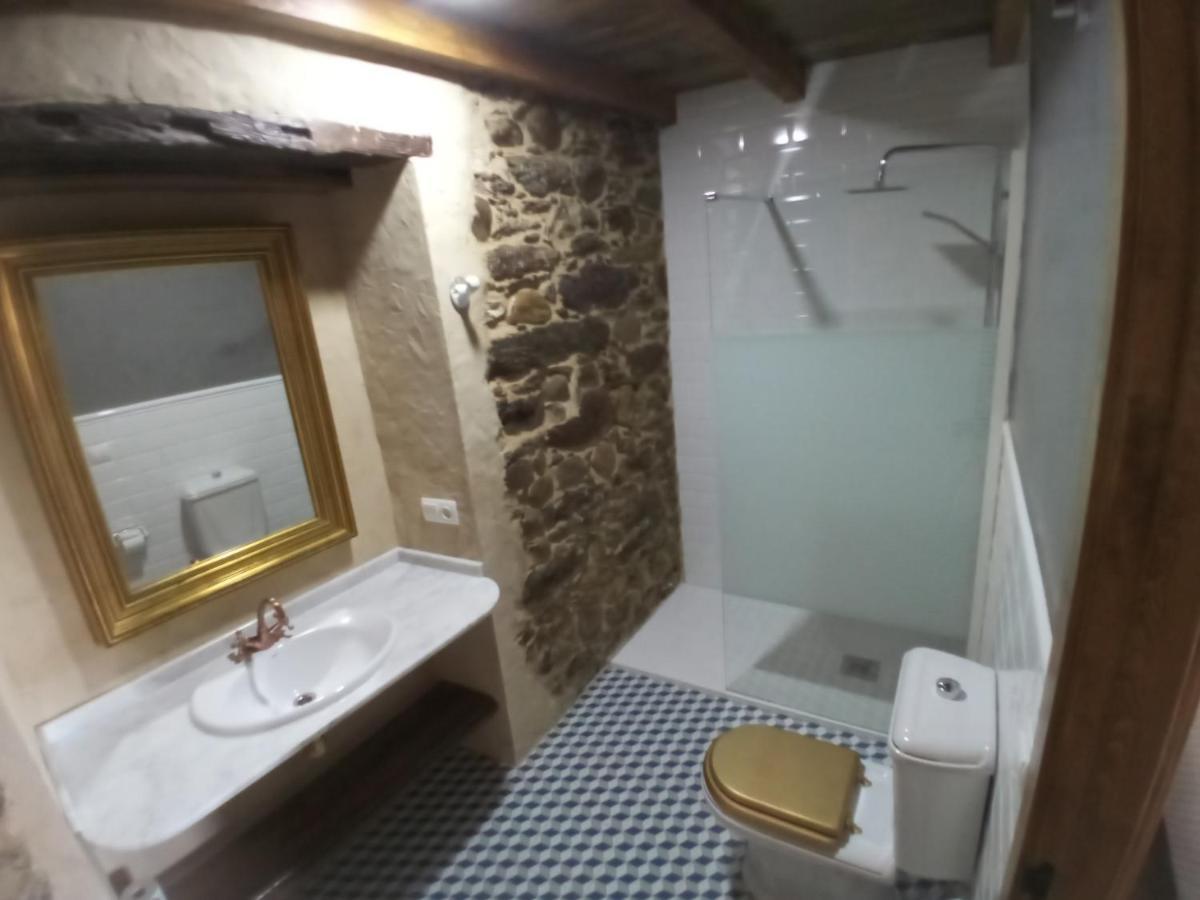 Hostal La Medina De Camponaraya 外观 照片
