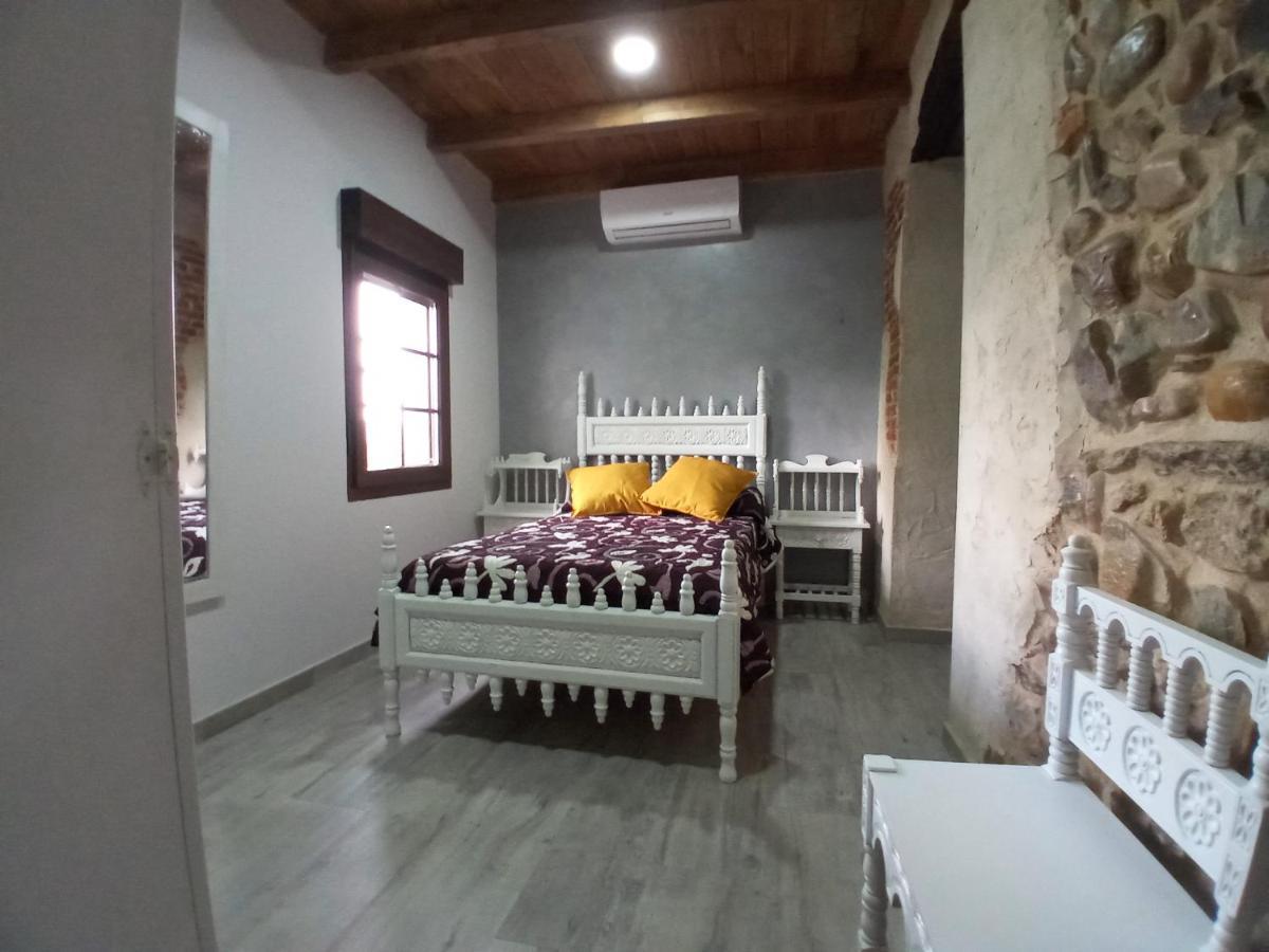 Hostal La Medina De Camponaraya 外观 照片