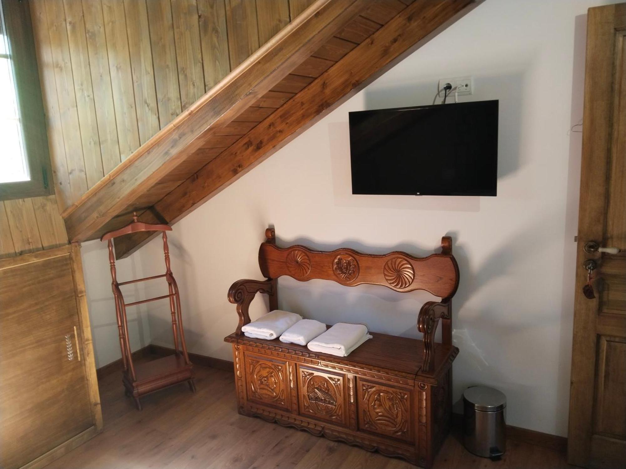 Hostal La Medina De Camponaraya 外观 照片