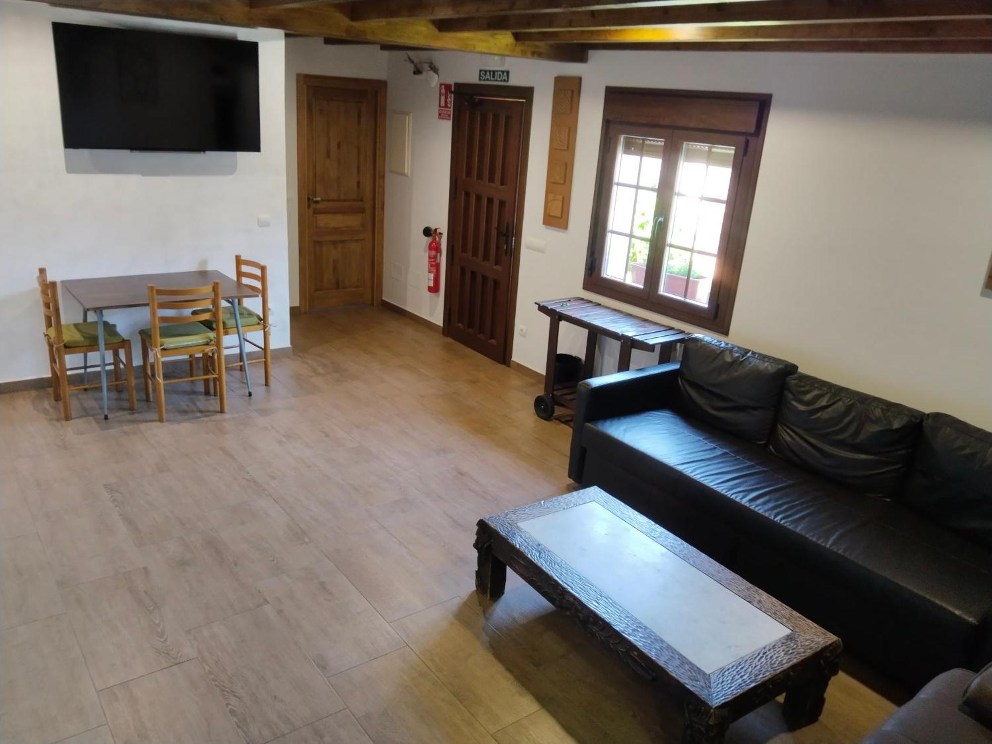 Hostal La Medina De Camponaraya 外观 照片
